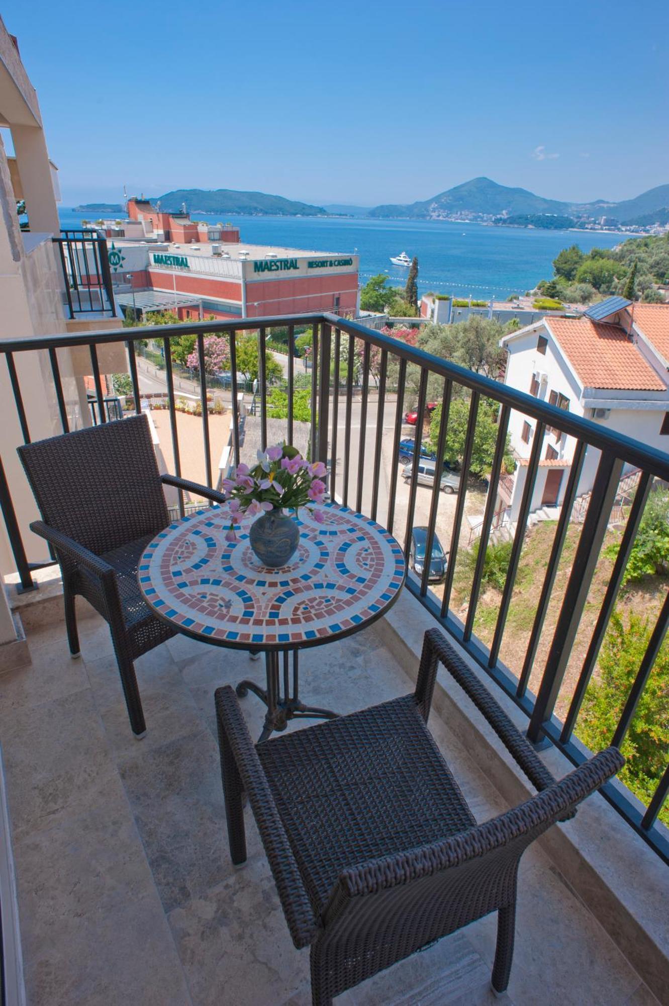 Guest House Przno Bay Sveti Stefan Pokoj fotografie