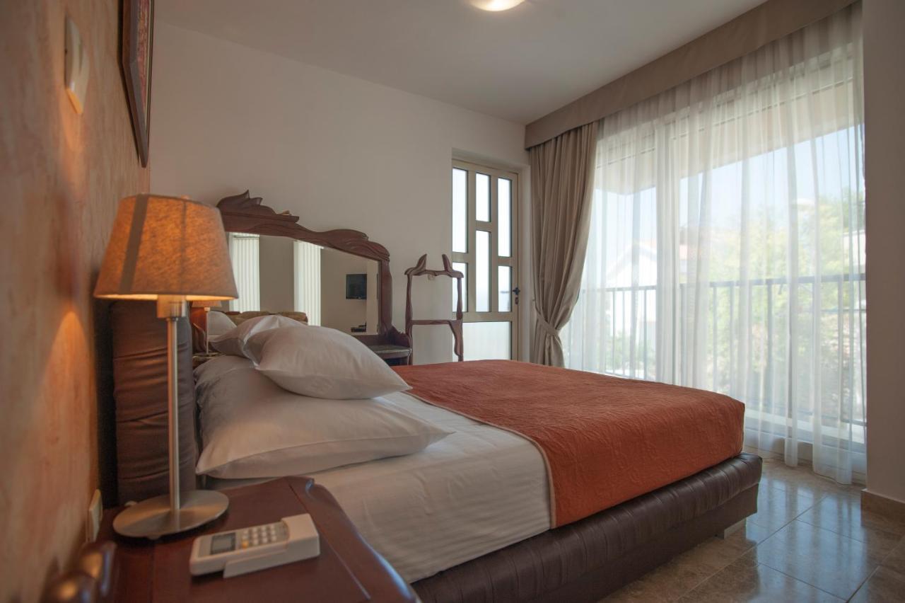 Guest House Przno Bay Sveti Stefan Exteriér fotografie